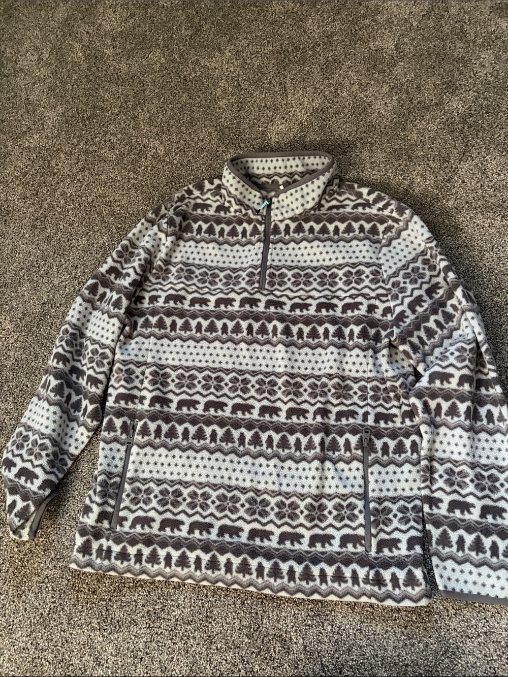 chubbies Blue Label Pineapple Patch on Gray & White Fleece